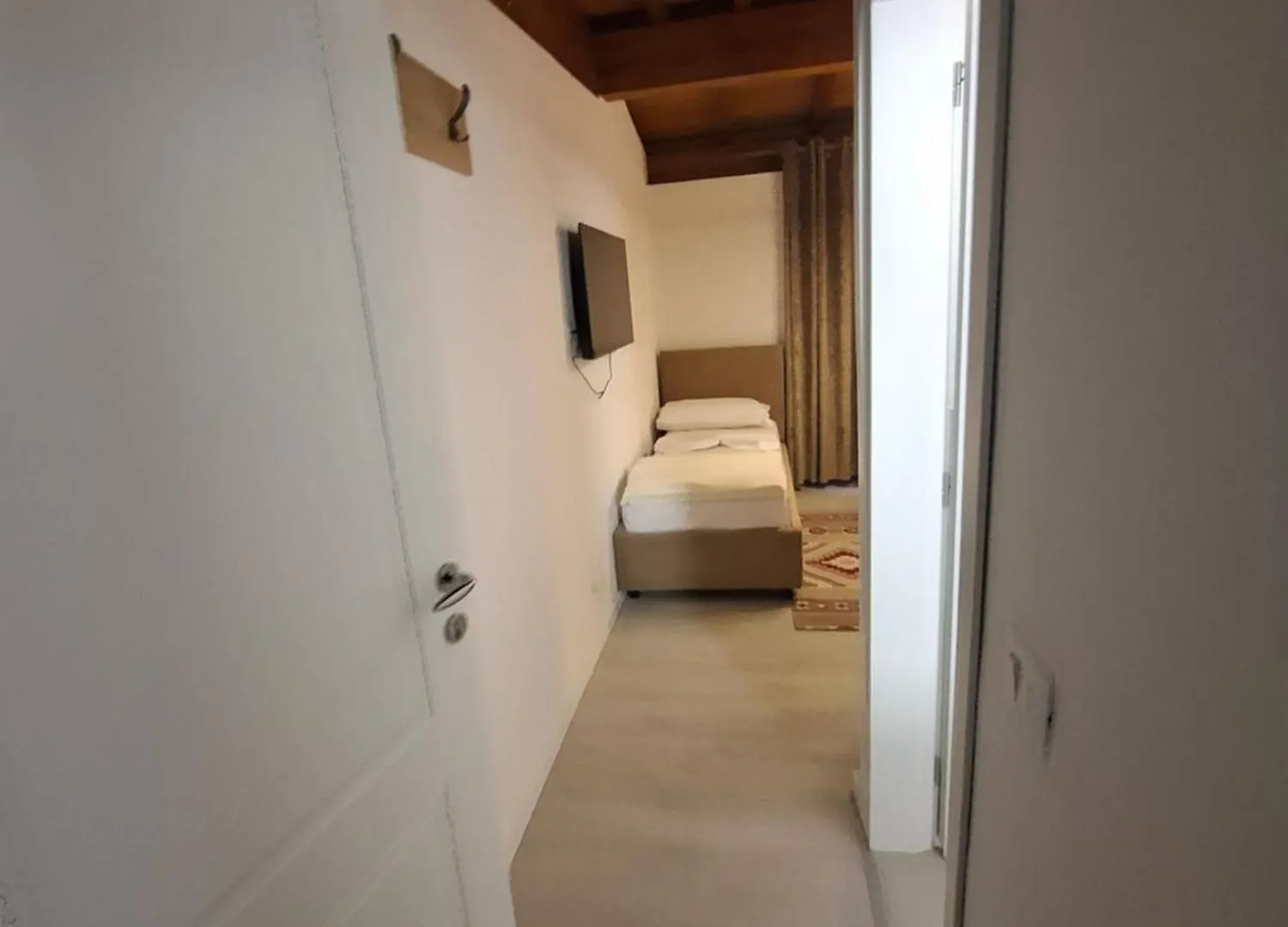 Guesthouse Alberti Llogara Dukat Albanien